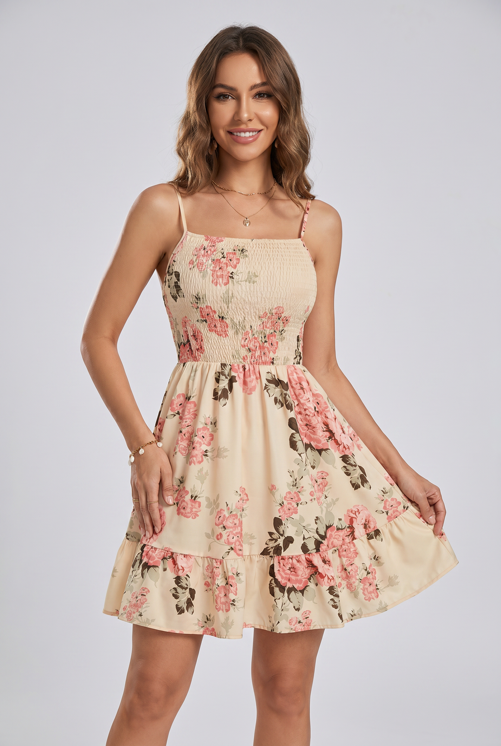 Vestido Floral com Alças Finas e Babado