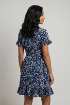 Vestido Floral Transpassado com Amarração
