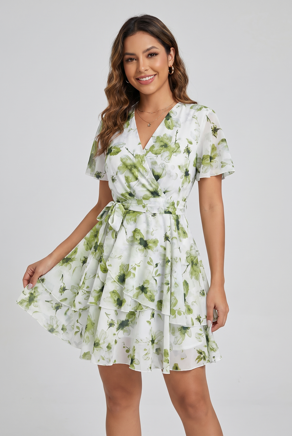 Vestido Feminino Curto Floral com Babados